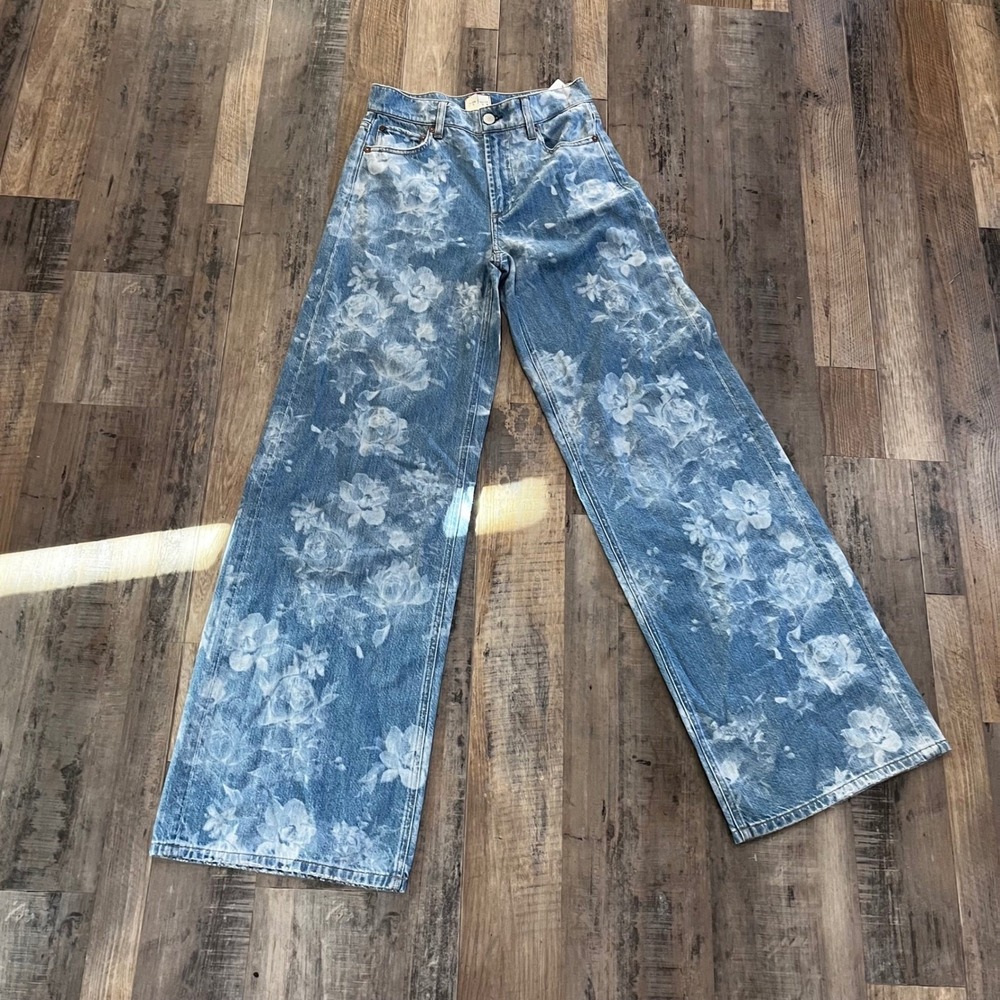 Alice + Olivia Trish Low Rise Baggy Jeans | Floral Rose Print | Denim | Size 26 - Picture 6 of 9